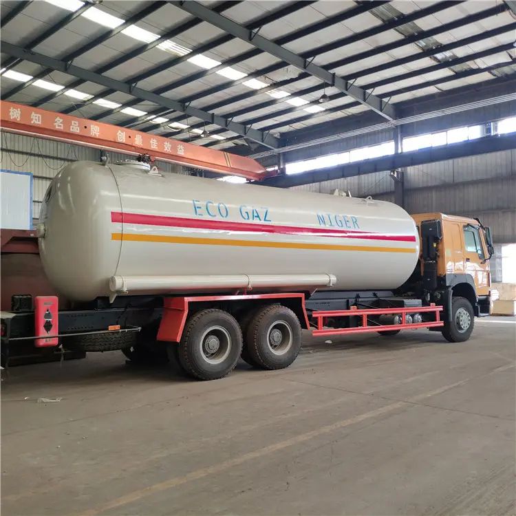 20000 Liter HOWO Propane Delivery Tank Truck