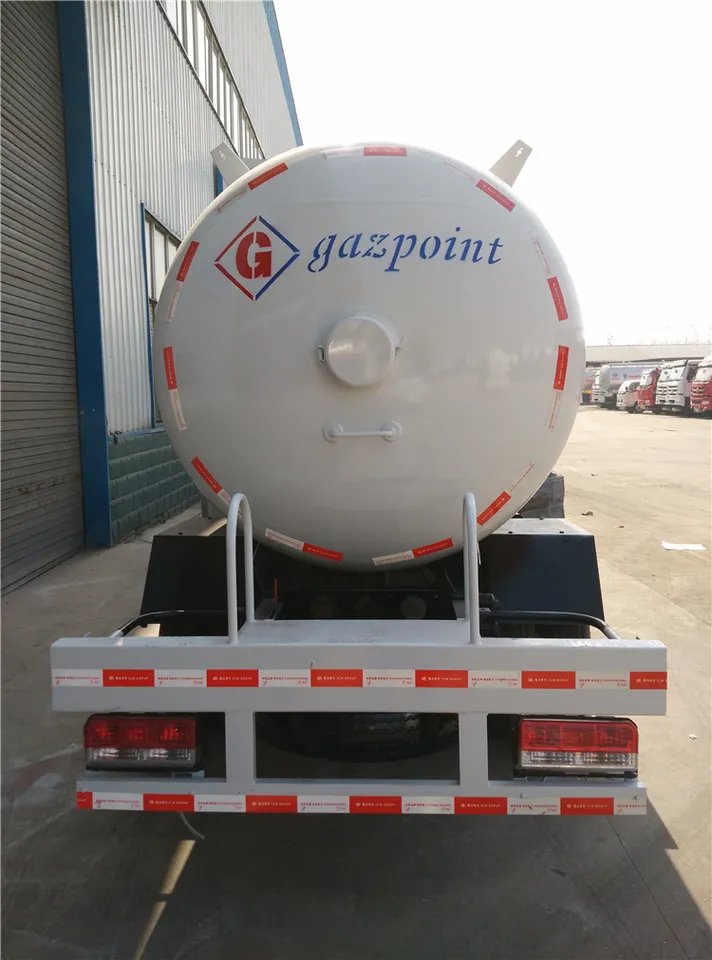 Dongfeng 5000 Liters 5 Tons LPG Bullet Truck
