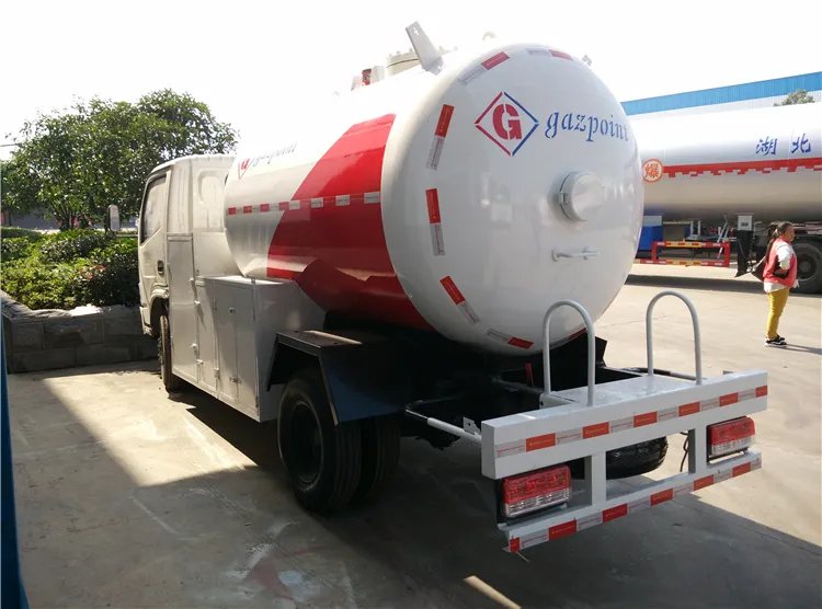 Dongfeng 5000 Liters 5 Tons LPG Bullet Truck