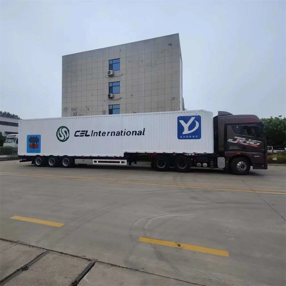 With Heavy Duty Suspension Tri Axles Van Cargo Box Semi Trailer
