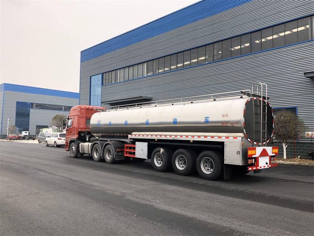 3 Axle Stainless Steel 35000L 35cbm Insulated Milk Delivery Tank Truck Trailer