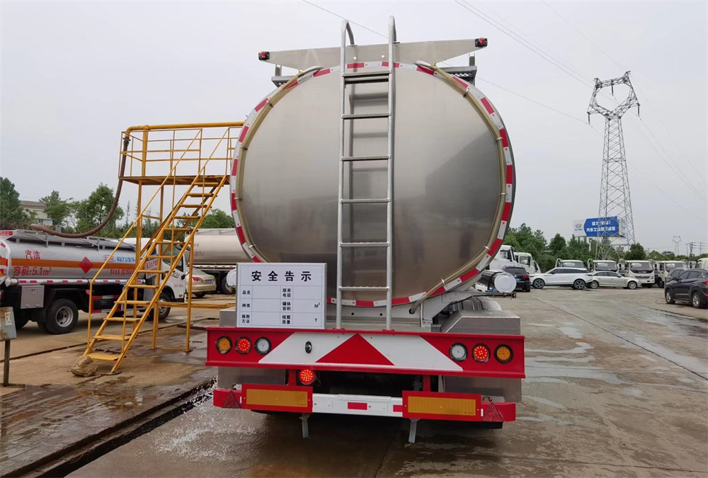 3 Axles 43000 Liters 43cbm Aluminum Alloy Edible Vegetable Palm Oil Transport Trailer