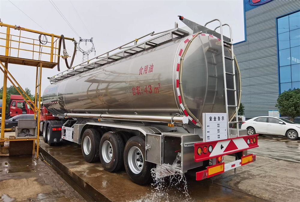 3 Axles 43000 Liters 43cbm Aluminum Alloy Edible Vegetable Palm Oil Transport Trailer