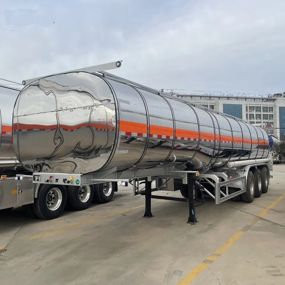 3 Axles Stainless Steel Food Grade Refined Edible Oil Insulated Tanker Trailer