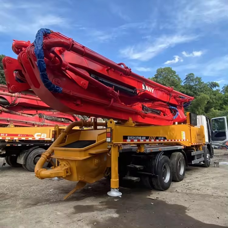 Mercedes-Benz 43m Mounted Concrete Mixer Pump Truck