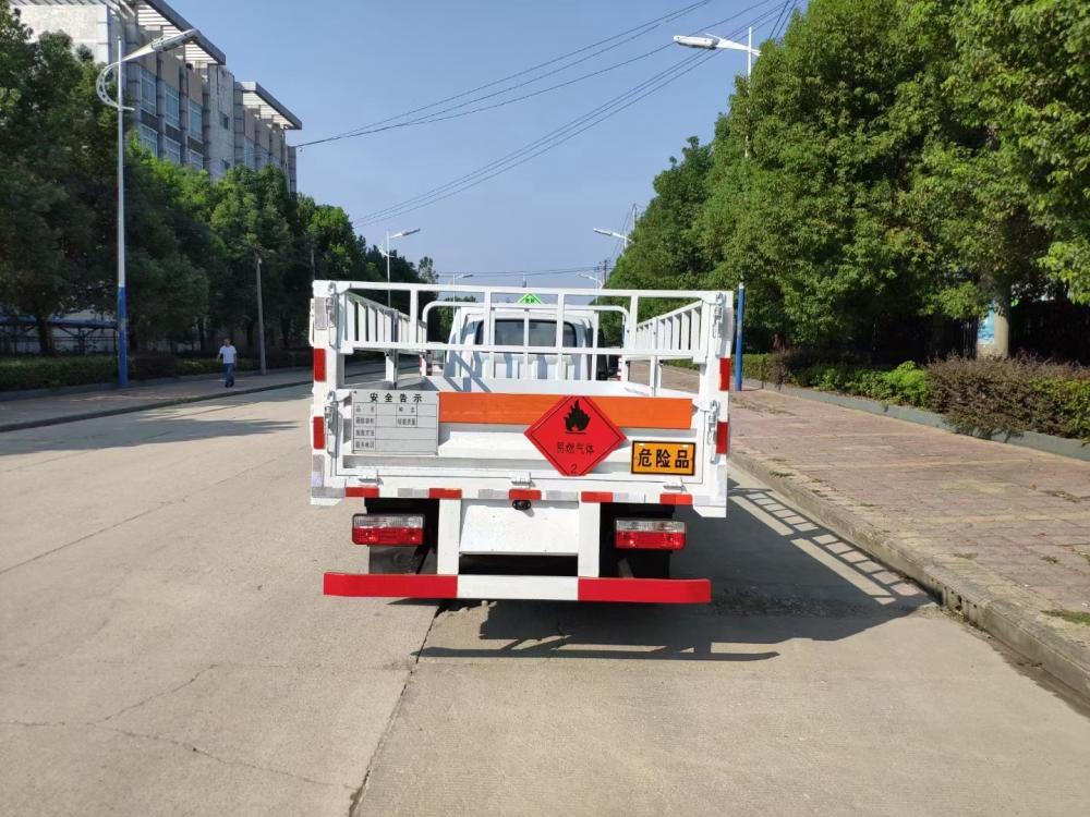 2Ton Dongfeng LPG Kitchen Gas Cylinder Delivery Stake Truck