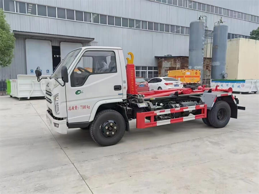 4X2 8cbm Refuse Collection Waste Container Lifter Truck