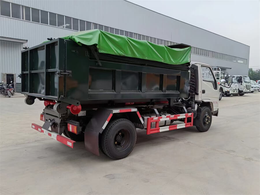 4X2 8cbm Refuse Collection Waste Container Lifter Truck