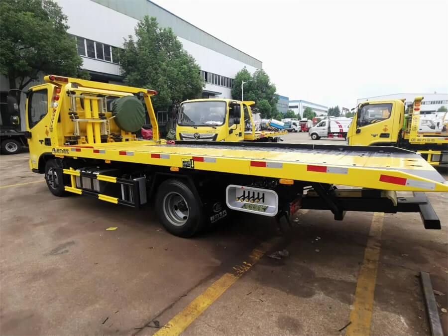 Foton Aumark 4t 5t Light Flatbed Platform Wrecker One Towing Two Road Car Rescue Towing Truck High Quality
