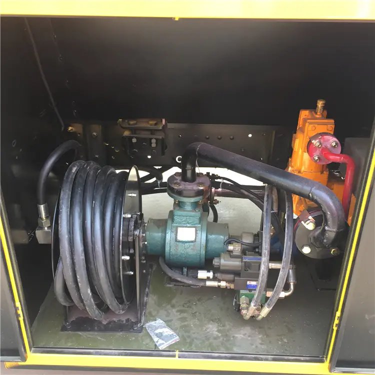 Good Price China Howo Light Duty 2mt 3000 Liter 1000 Gallons Lpg Gas Bob